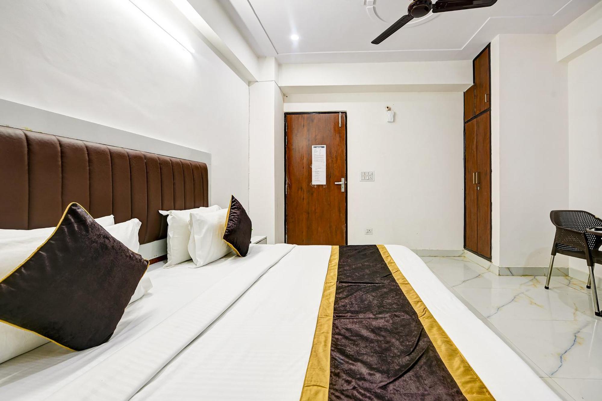 Hotel Krishna Tower Delhi  Exterior foto