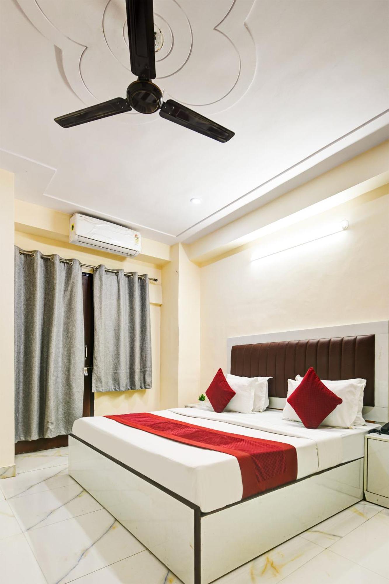 Hotel Krishna Tower Delhi  Exterior foto