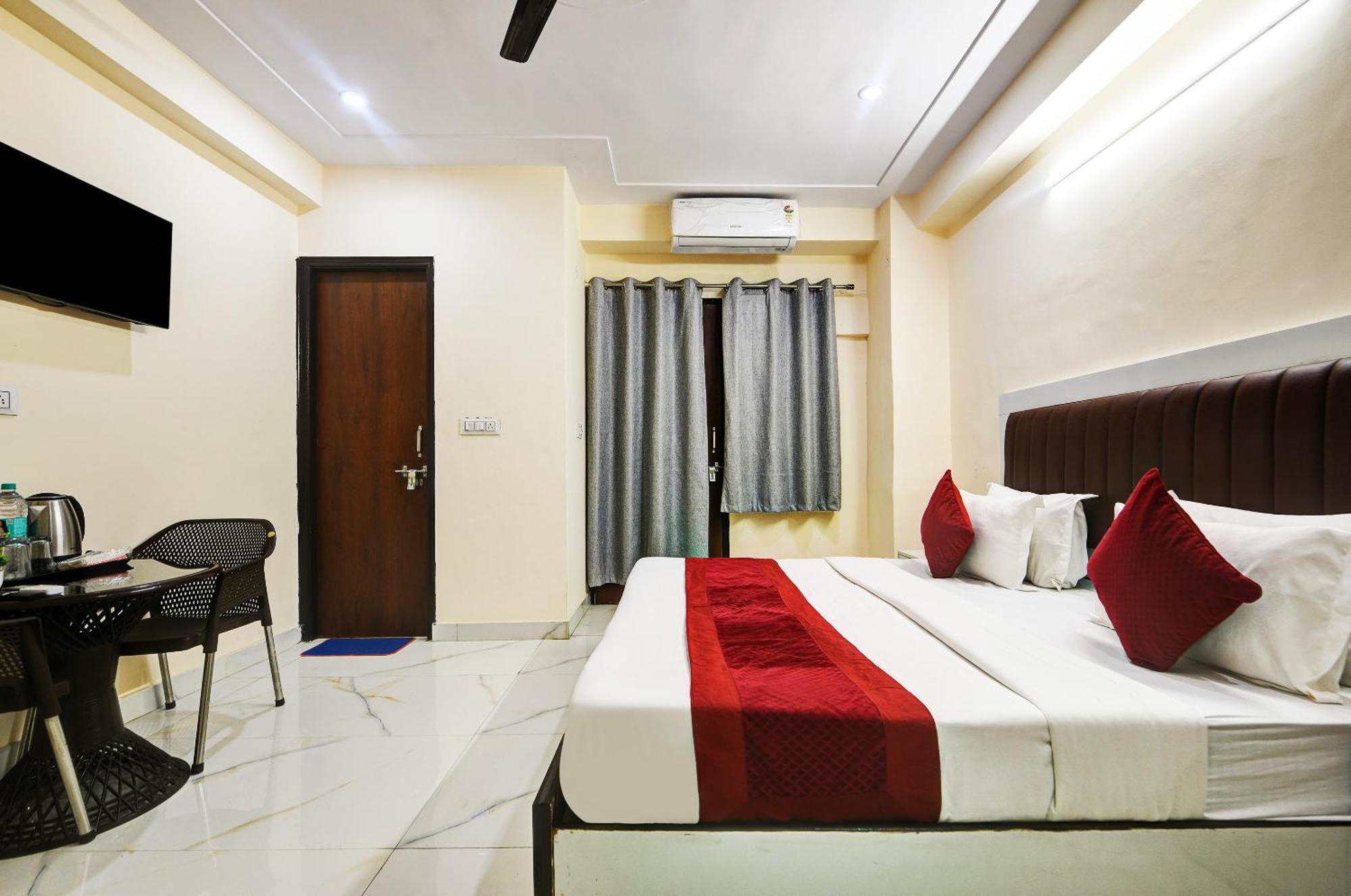 Hotel Krishna Tower Delhi  Exterior foto